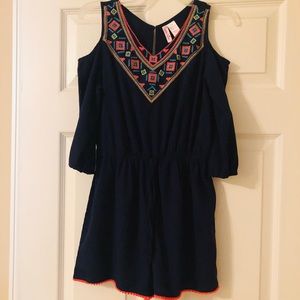 Cold shoulder skort